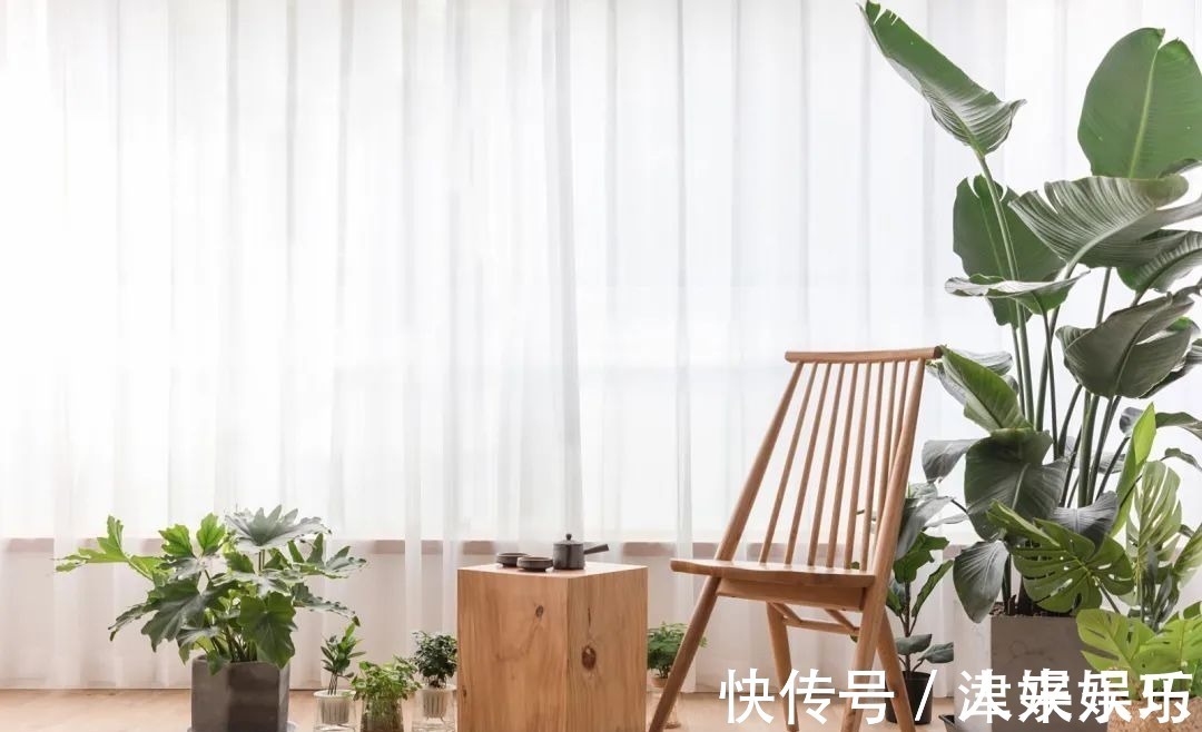 床头柜|103㎡现代简约,留白+原木+绿植,让生活悠闲舒适有故事