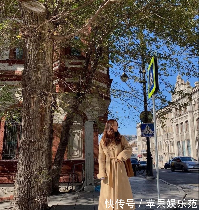 无可救药|秋冬穿大衣+裙子,美得无可救药!