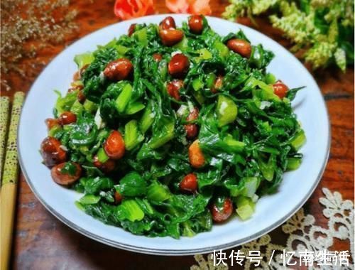 辣椒油|花生米和它是绝配,简单拌一拌,美味下饭,营养极高,不懂太可惜
