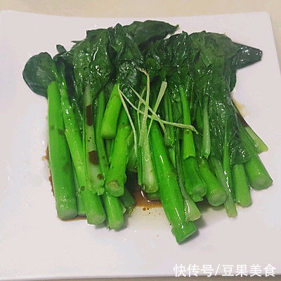 菜心|手残党必学菜谱之年夜饭系列美食11-白灼菜心