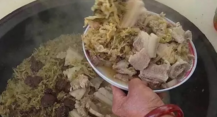 东北最“硬”的一道菜,两天都吃不完,只用来招待重要客人