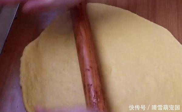 面粉在家这样做,让一屋子都充满它香味,做法简单又卫生