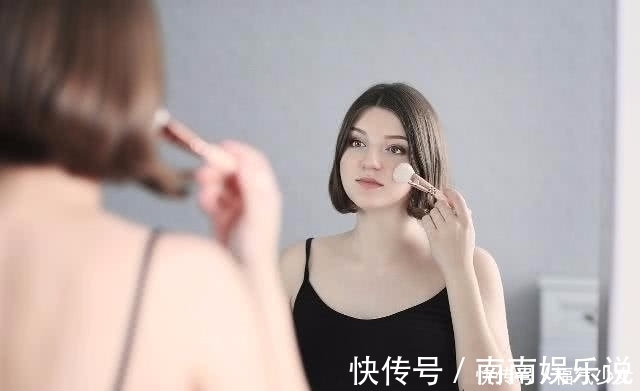 皱纹|女人40后，每天吃点“它”，子宫变干净了，连皱纹也浅了