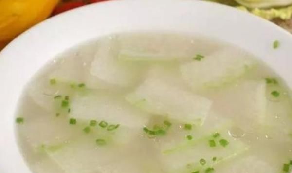 身体不适|冬瓜和4样一起吃,等于“慢性自杀”,大多人还傻傻的当补品