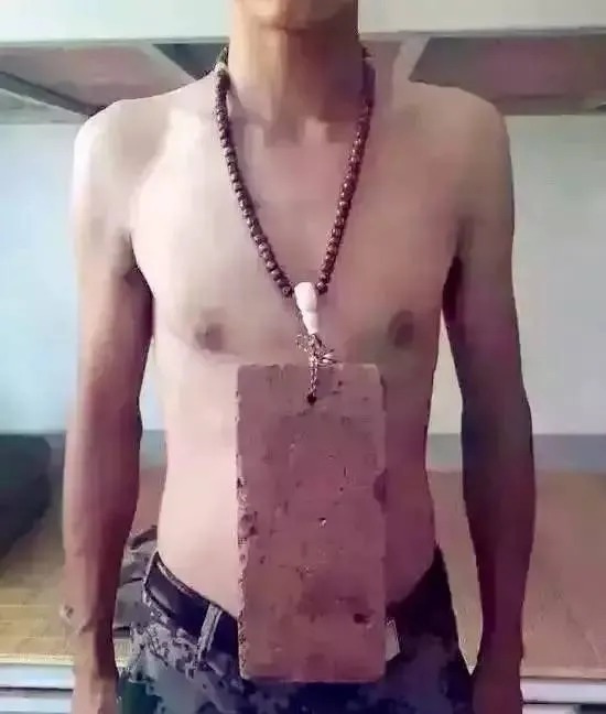 朋友|玩文玩的朋友都追求越大越好