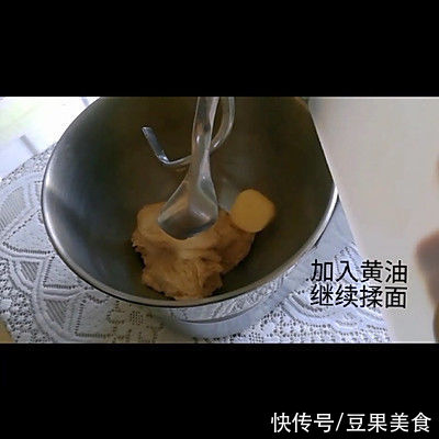 做法|全麦蜜豆软欧最经典的做法，简单易学好上手