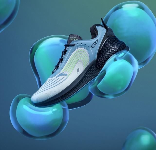 qu|五双国产“性价比王者”跑鞋推荐 !现在200块钱就能入手!