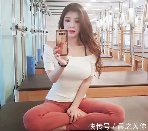 气质|24岁姑娘,气质迷人身材曼妙,被称为“普拉提女神”