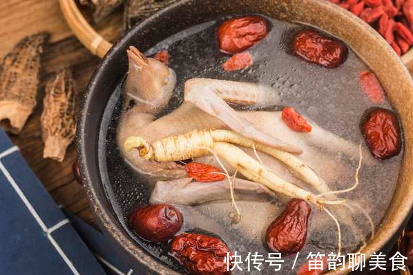 焯水|炖鸽子汤，要不要焯水老师傅教你做法，汤鲜味美，营养不流失