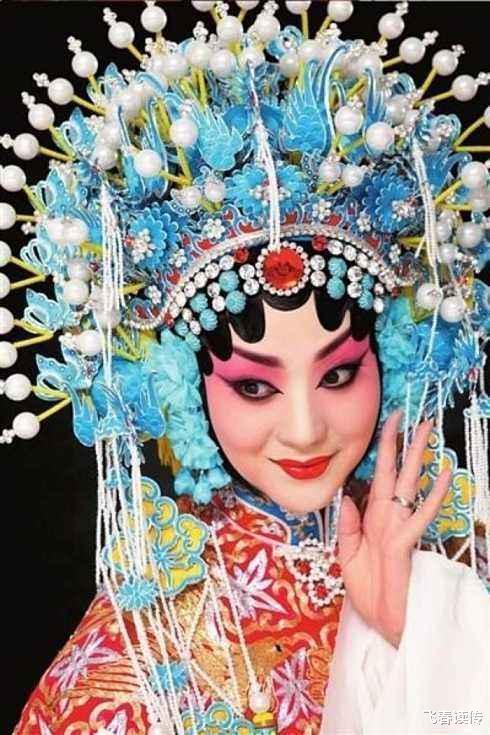 日本女人化妆，为啥弄那么恐怖的白脸