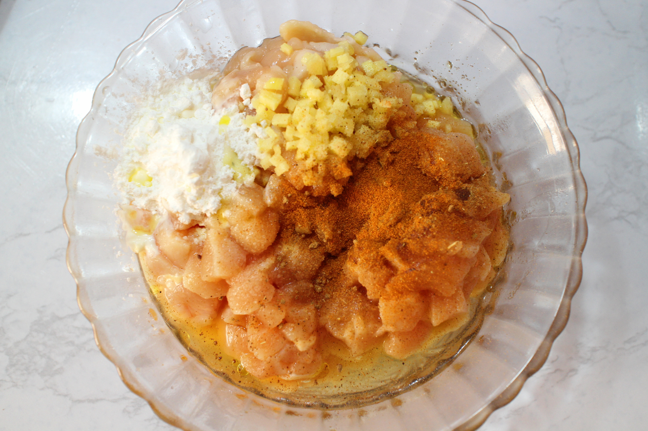 鸡胸肉|这狠心女，不吃米不吃面，天天吃此炒饭，一个月从女胖子瘦成女神