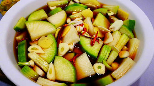  好吃但|跟着老妈学腌萝卜，做法真简单，30年的老方法，1天就能吃，香