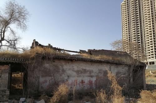 倒座房|太原的一处地主大院，院落无人居住破败不堪，据说有个藏宝洞？