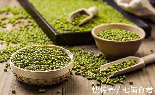 葡萄干|高血压怕缺钾?长期服用降压药的人,不妨吃4种食物“补钾”!