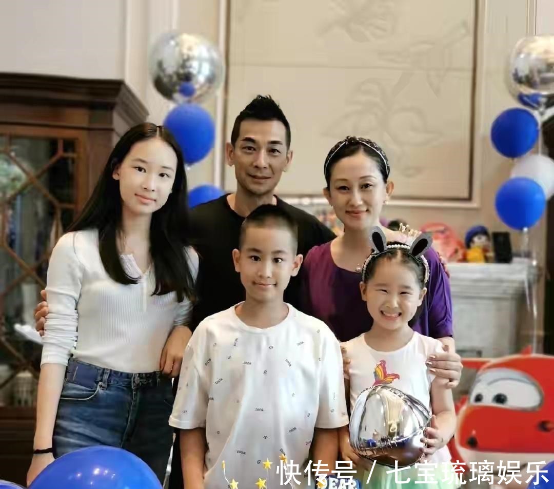 《披荆斩棘的哥哥》中的优质丈夫梁汉文不离不弃，张淇只宠一人