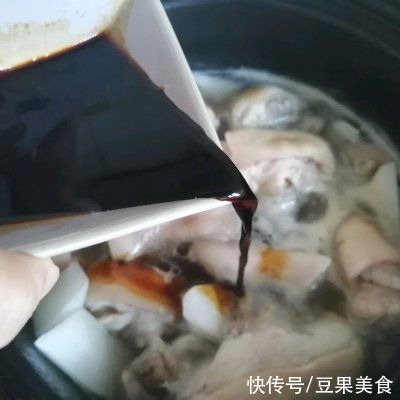 想健康又想美味，吃猪蹄焖萝卜就对啦