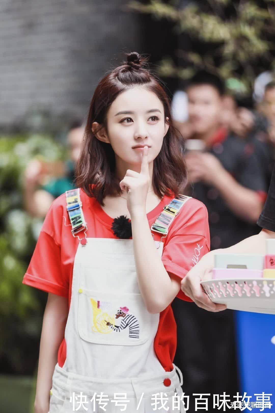 “丸子头”早就过时了!今年开始流行“樱桃头”,8成女生都适合