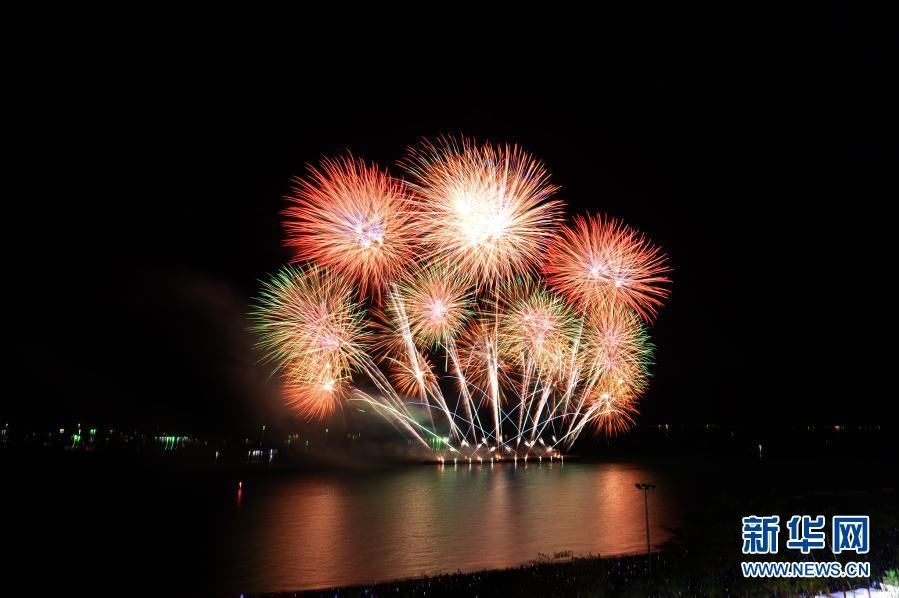 芭堤雅|绚丽烟花点亮芭堤雅夜空