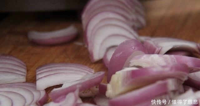 香肠|灌好的香肠这样做更好吃,香甜可口绝对好吃