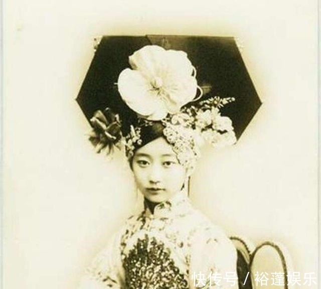 |搞笑外国人：学校里的爆笑尴尬趣味，你碰到这种情况会怎么办