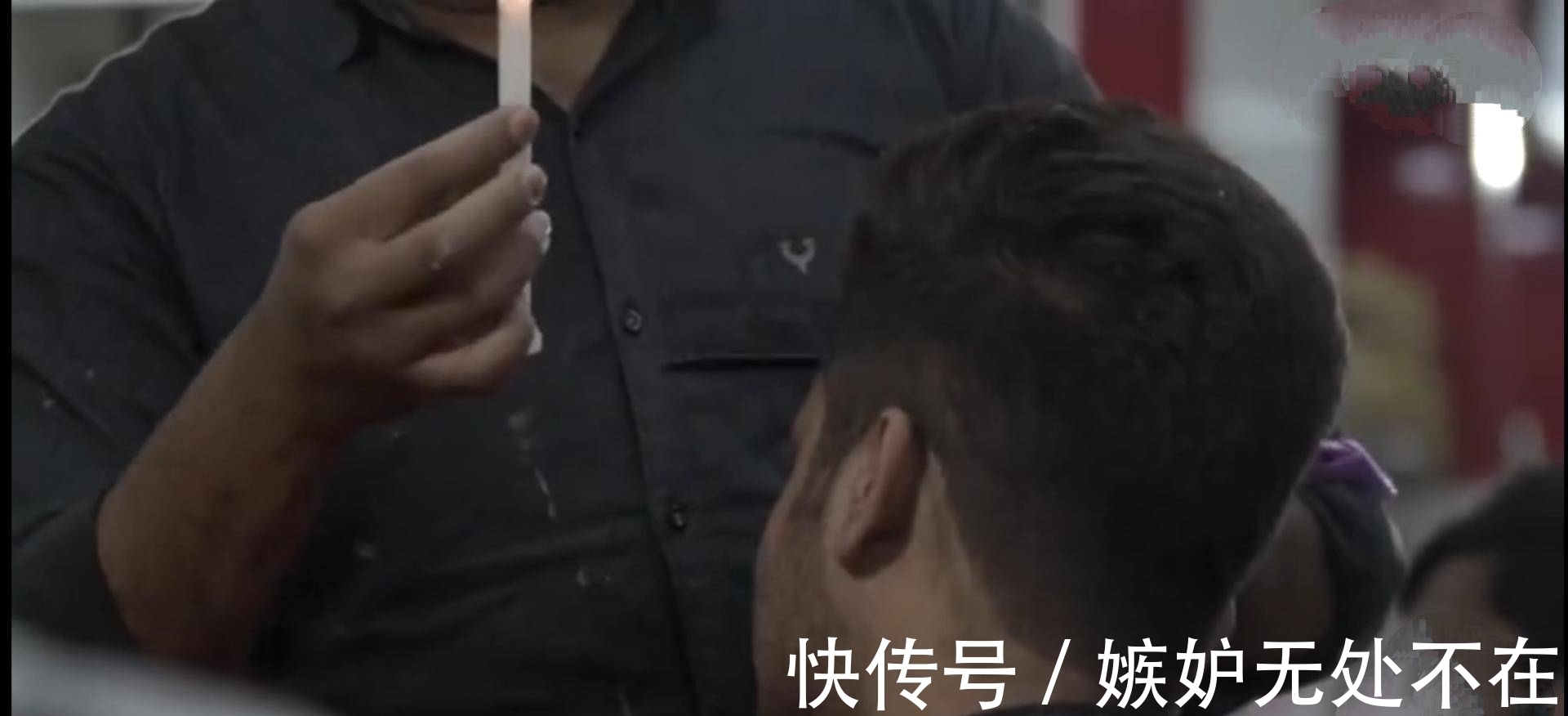 烫发|男子去理发店烫发，理发师拿出蜡烛，男子：还有这种神器