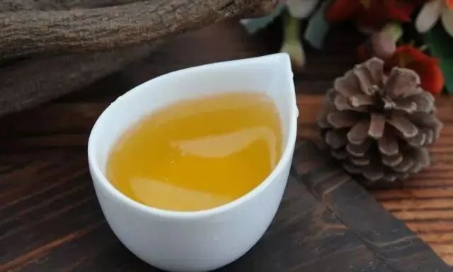 花椒|痔疮难治103岁专家坦言1两花椒、2勺蜂蜜!缓解痔疮妙方多!