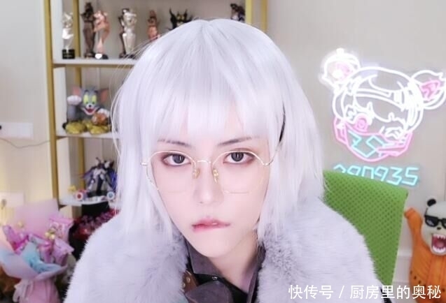 回应|周淑怡直播间COS白月魁,灵笼官方微博做了回应