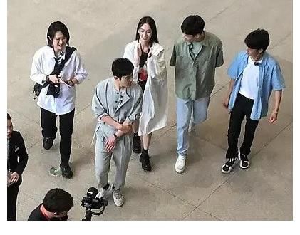 姚安娜|《中餐廳5》終于開錄！姚安娜生圖太驚艷，高糊也藏不住名媛顏值