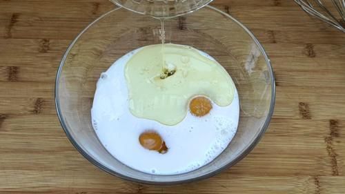 超简单的自制零食：香葱薄脆，太香太脆了，宅家必备