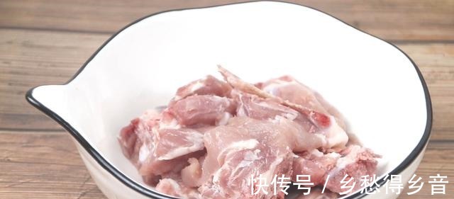 铲子|今天才知道，糖醋排骨少做这一步，好吃还不油腻！