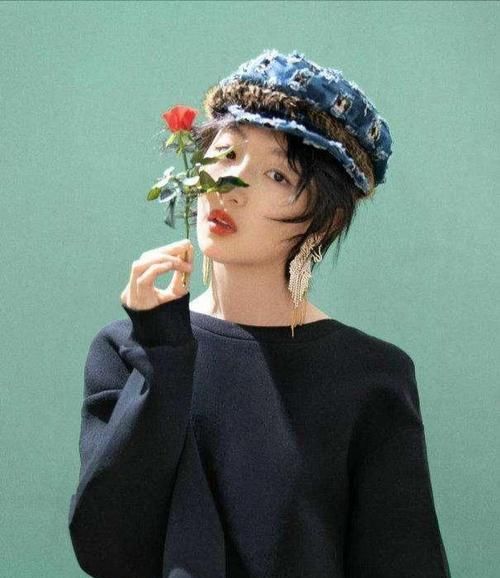 ?女生一旦有这5个“特征”，就剪掉你的长发吧，短发更适合你