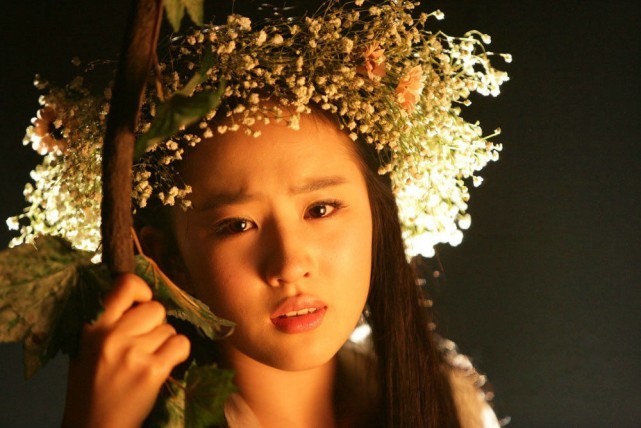 尹克西&神雕中,此人是欧阳锋亲孙子,实力远胜郭靖,后来指点张三丰武功