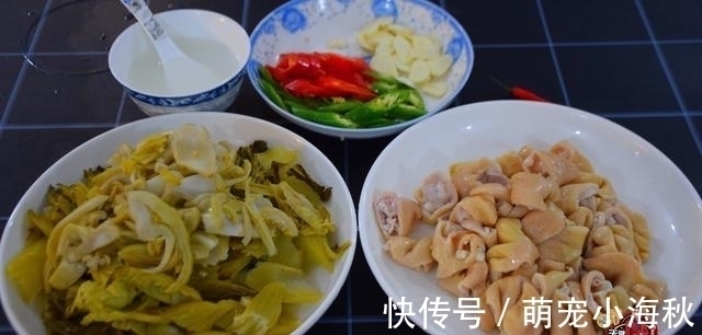 猪大肠10人9人炒不脆,只需简单1招,做出来的大肠脆爽不韧,解馋