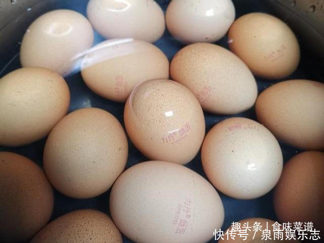 手把手|五香茶叶蛋的商用配方,茶香浓郁,手把手教你制作,用料精确到克