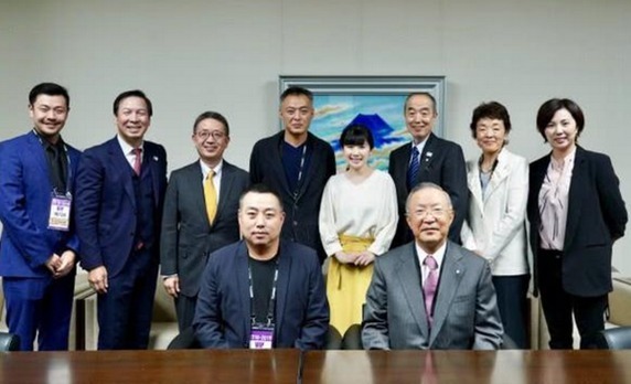 刘诗雯|搞事业!福原爱新职位曝光,致谢感谢刘国梁,闺蜜刘诗雯送祝福