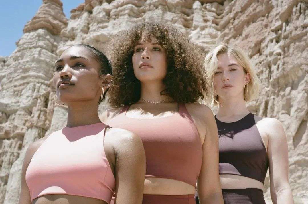 为什么「裸体商品」越来越火了？