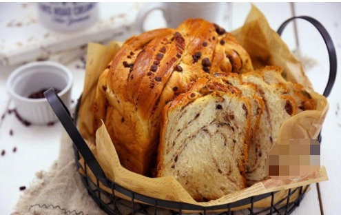 别买了,在家做出又香又软的面包,其实很简单,成本只要几块钱