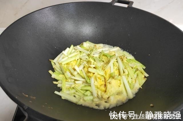 一家3口4个菜，好吃不贵天天不重样，生活有仪式感，中年的浪漫