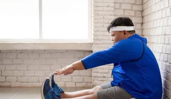 死亡|7岁男孩脑血管爆裂死亡,医生说出原因,爸妈瘫软在地悔不当初