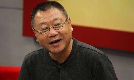 八个字|感动范伟在饭店吃饭,粉丝为其结账,临走时说了这八个字