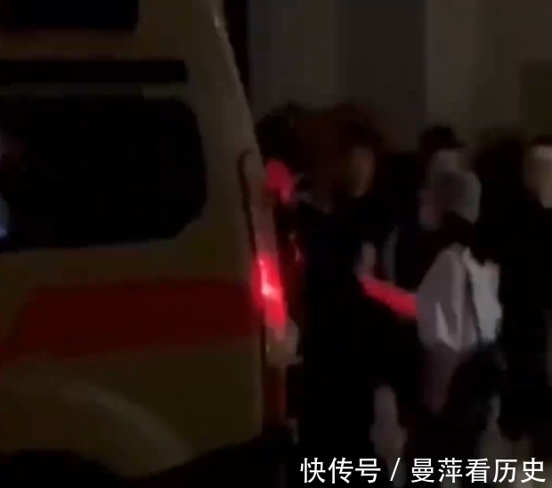 节目|张哲瀚录制节目时被救护车拉走?工作室报平安,全怪代拍?