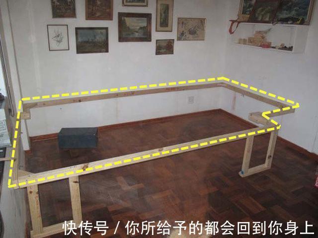 底座|我也想试试把卧室地面抬高50公分,地台抽出来一张床,上面是书桌