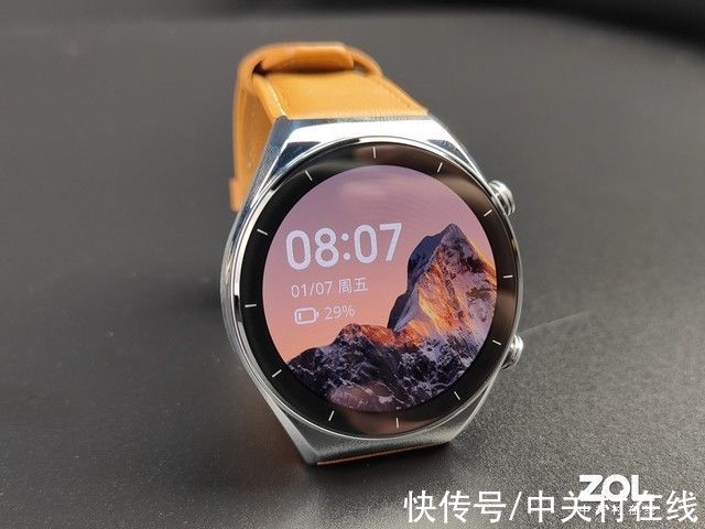 小米W「有料评测」小米WATCH S1评测：1049元真能买到高端智能手表吗？