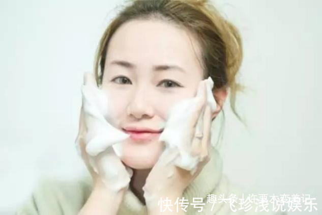 洁面 女人不管奔几,洗脸后要懂得4不要,不然再贵的护肤品也白用