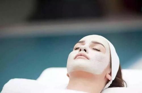 时间段|女人尽量别在这3个时间段敷面膜，尤其是第2个，比熬夜还伤皮肤