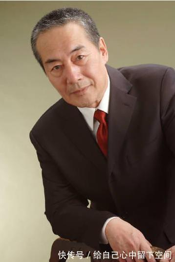 痛心!演艺圈前辈再传死讯,国外病逝终年69岁