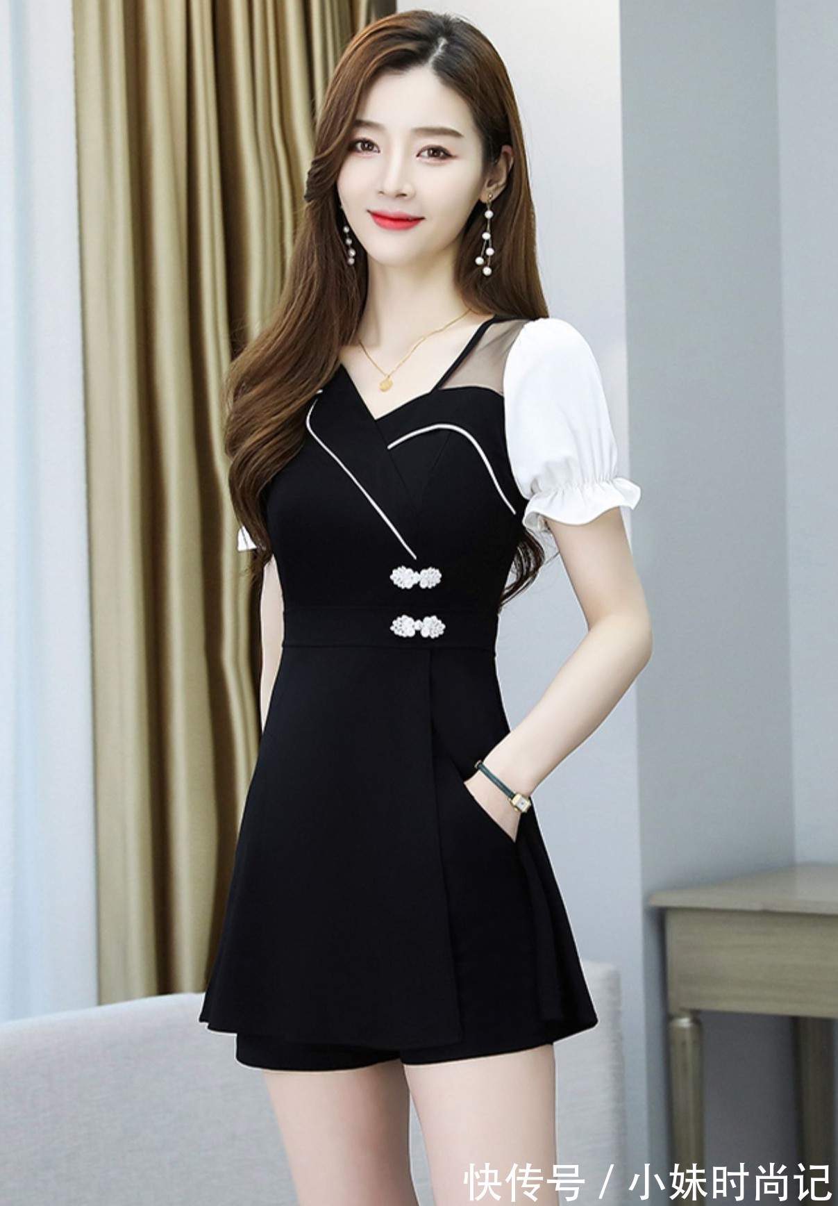 性感|露肩小黑裙,性感的赫本风