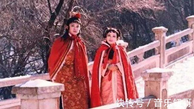 邢岫烟#黛玉并非目下无尘,小性子也只对宝玉使,薛宝钗身边三人都爱她