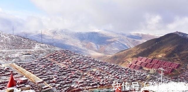 色达县|世界上最大的佛学院，隐藏在雪域高原的崇山峻岭中，令人震撼