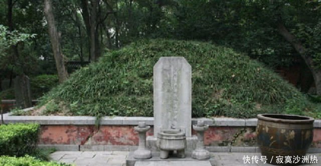 中国第一大清官包拯墓被发现,挖开墓室后,里面场景让人泪目!